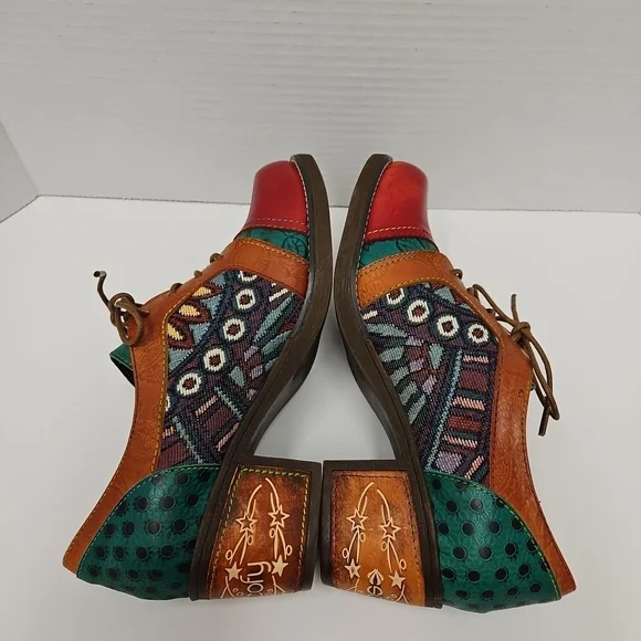 Colorful Lace-Up Boots for Women - Picture 6 of 10